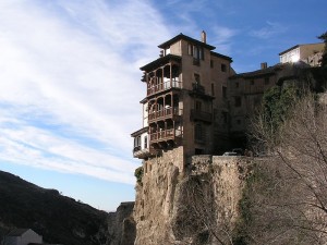 hostal cerca casas colgadas Cuenca
